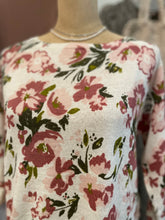 Load image into Gallery viewer, Floral Jumper