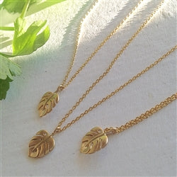 Monstera Necklace